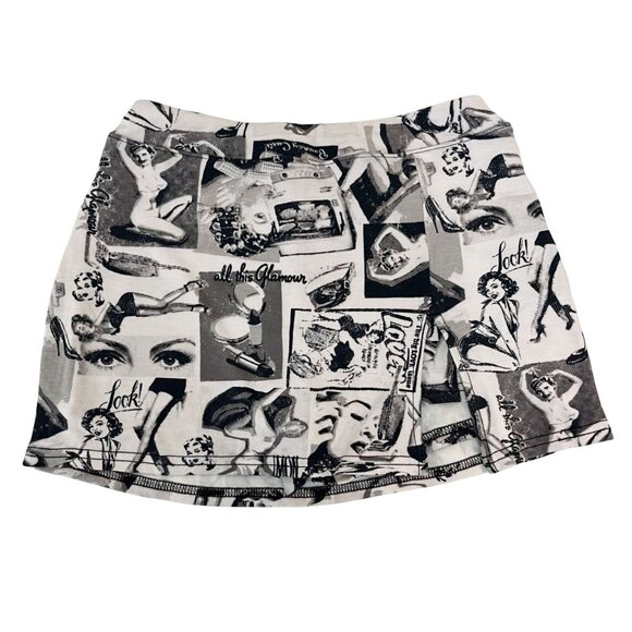 Urban Outfitters Grace Print Skort Newspaper Micro Pull On Y2K Size XS - Picture 1 of 7
